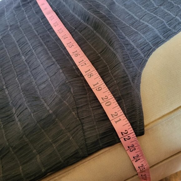 Only nine size 1x black sleeveless top - Picture 5 of 6